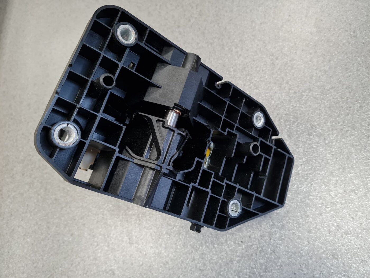 Ātrumu pārslēgšanas slēdzis priekš VOLVO S80 2004 5 Ātrumu pārslēgšanas slēdzis priekš VOLVO S80 2004