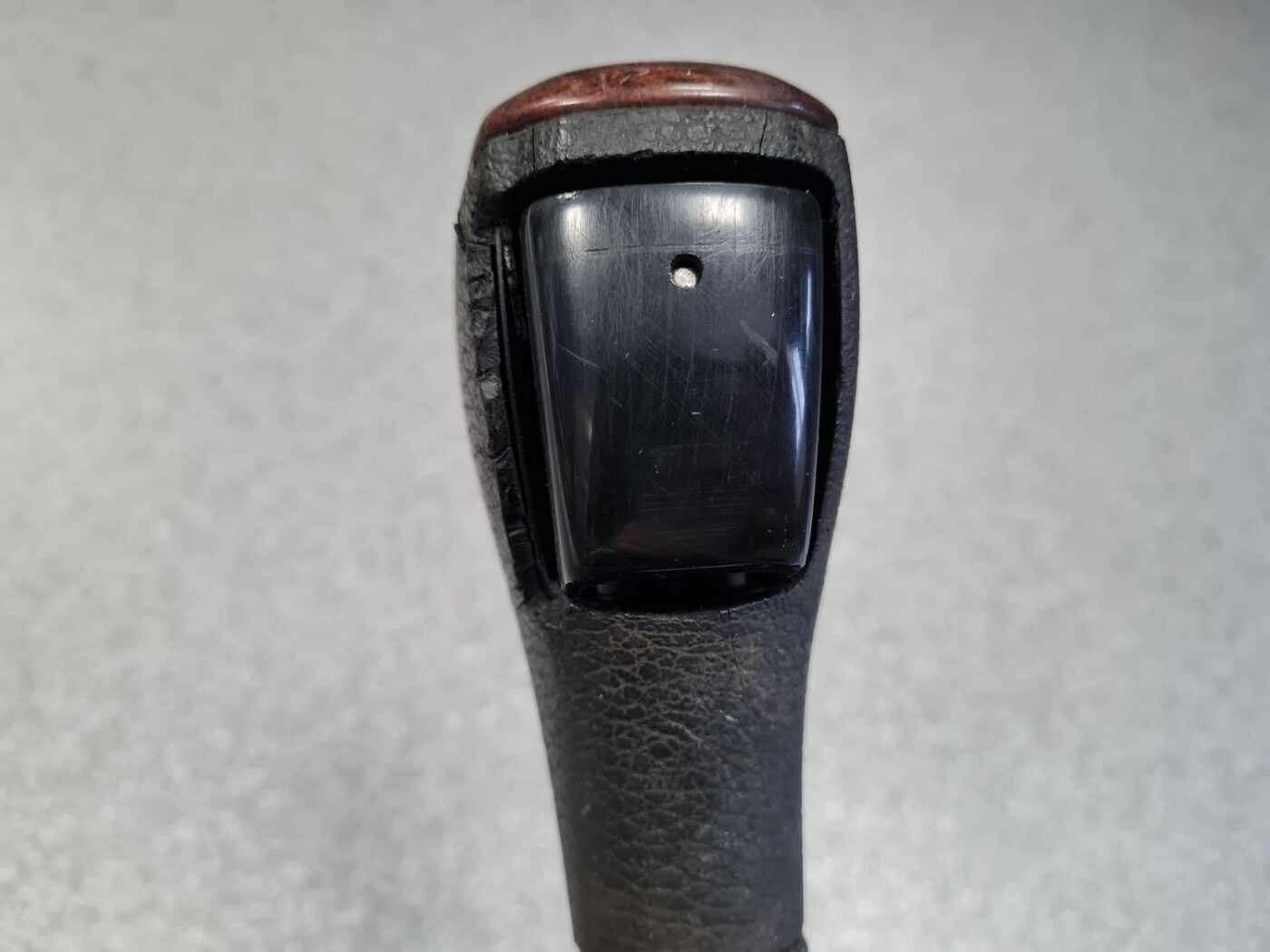 Ātrumu pārslēgšanas slēdzis priekš VOLVO S80 2004 3 Ātrumu pārslēgšanas slēdzis priekš VOLVO S80 2004