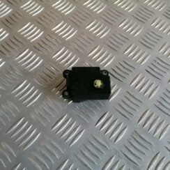 Apsildes sistēmas aktuators priekš VOLVO S80 2004