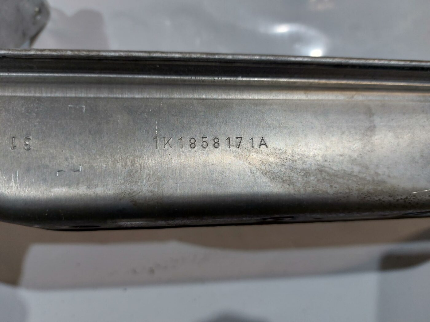 Mērinstrumentu paneļa pastiprinātājs priekš VW JETTA 2008 2 Mērinstrumentu paneļa pastiprinātājs priekš VW JETTA 2008