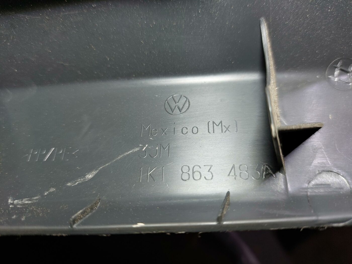 Sliekšņa priekšēja kreisa uzlika (salonā) priekš VW JETTA 2008 3 Sliekšņa priekšēja kreisa uzlika (salonā) priekš VW JETTA 2008