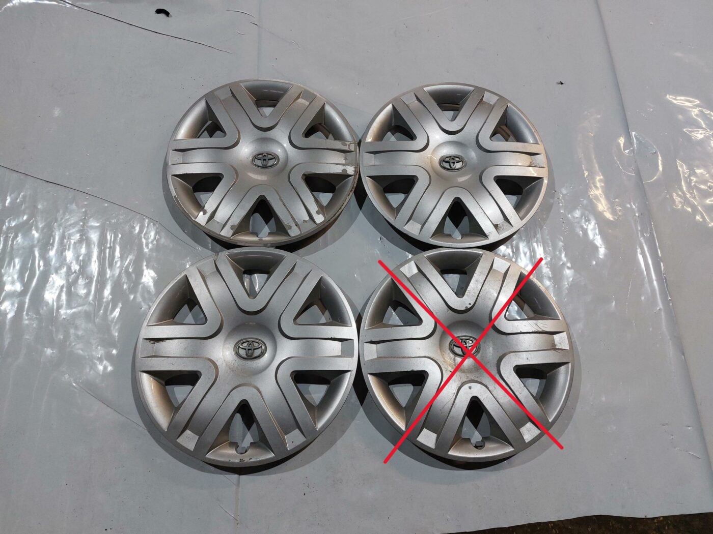 Diska kalpaks priekš TOYOTA COROLLA VERSO 2006 1 Diska kalpaks priekš TOYOTA COROLLA VERSO 2006