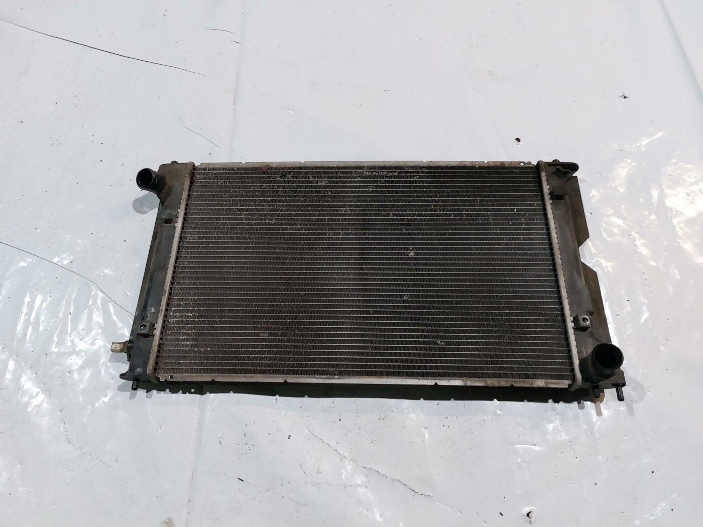 Dzesēšanas radiators priekš TOYOTA COROLLA VERSO 2006 1 Dzesēšanas radiators priekš TOYOTA COROLLA VERSO 2006