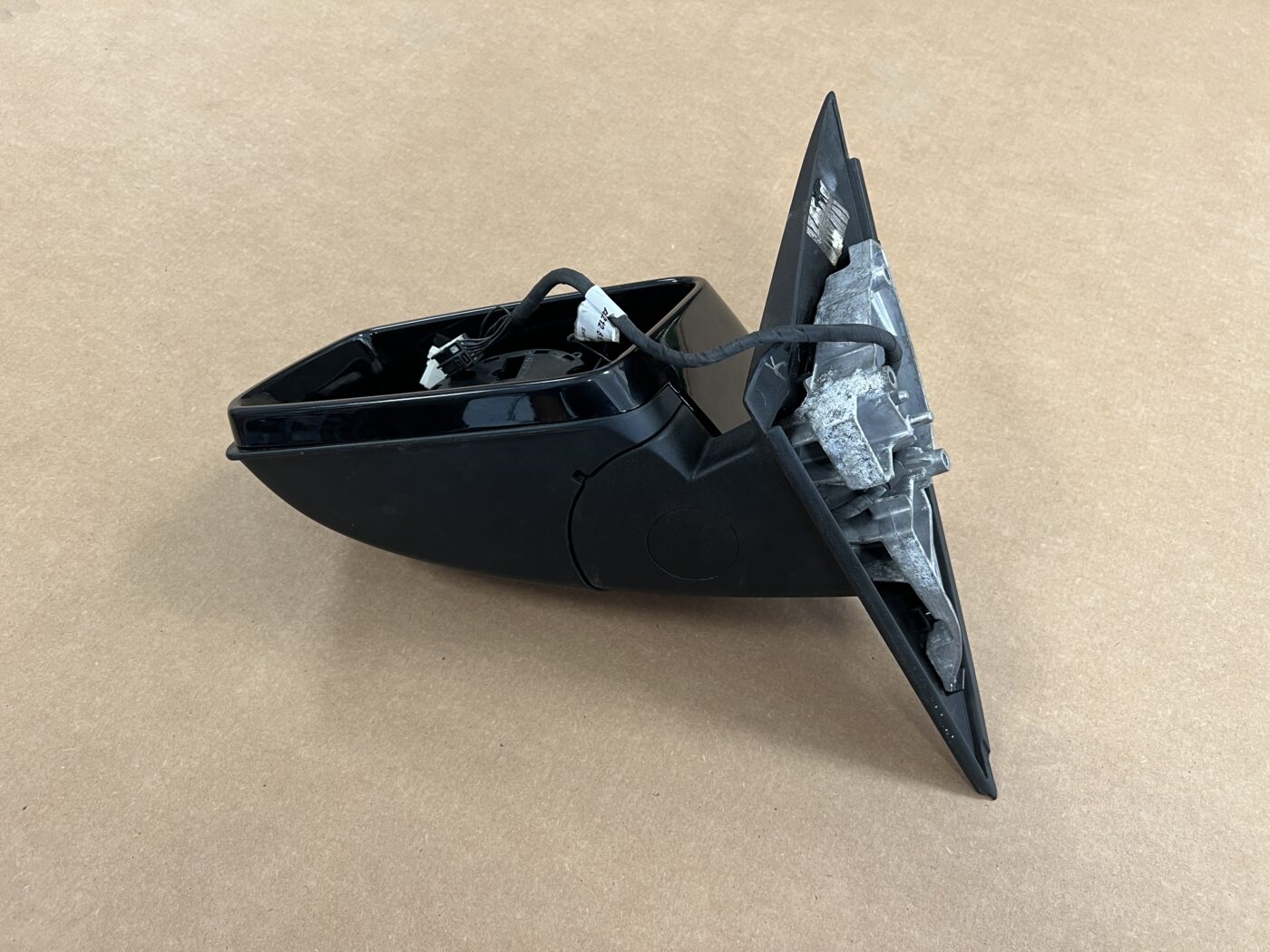 Ārējais spogulis, pa kreisi priekš MERCEDES C300 W202 W203 W204 2007-2014 A2048102976 3 Ārējais spogulis, pa kreisi priekš MERCEDES C300 W202 W203 W204 2007-2014 A2048102976