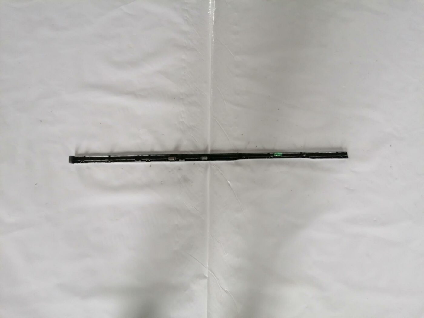 Mērinstrumentu paneļa dekoratīvā uzlika priekš FORD GALAXY 2005 2 Mērinstrumentu paneļa dekoratīvā uzlika priekš FORD GALAXY 2005