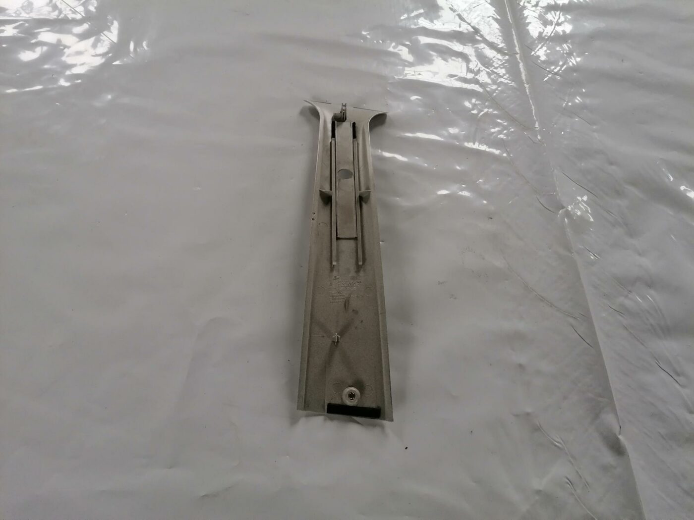 Vidējas salona statnes apdare priekš FORD GALAXY 2005 2 Vidējas salona statnes apdare priekš FORD GALAXY 2005