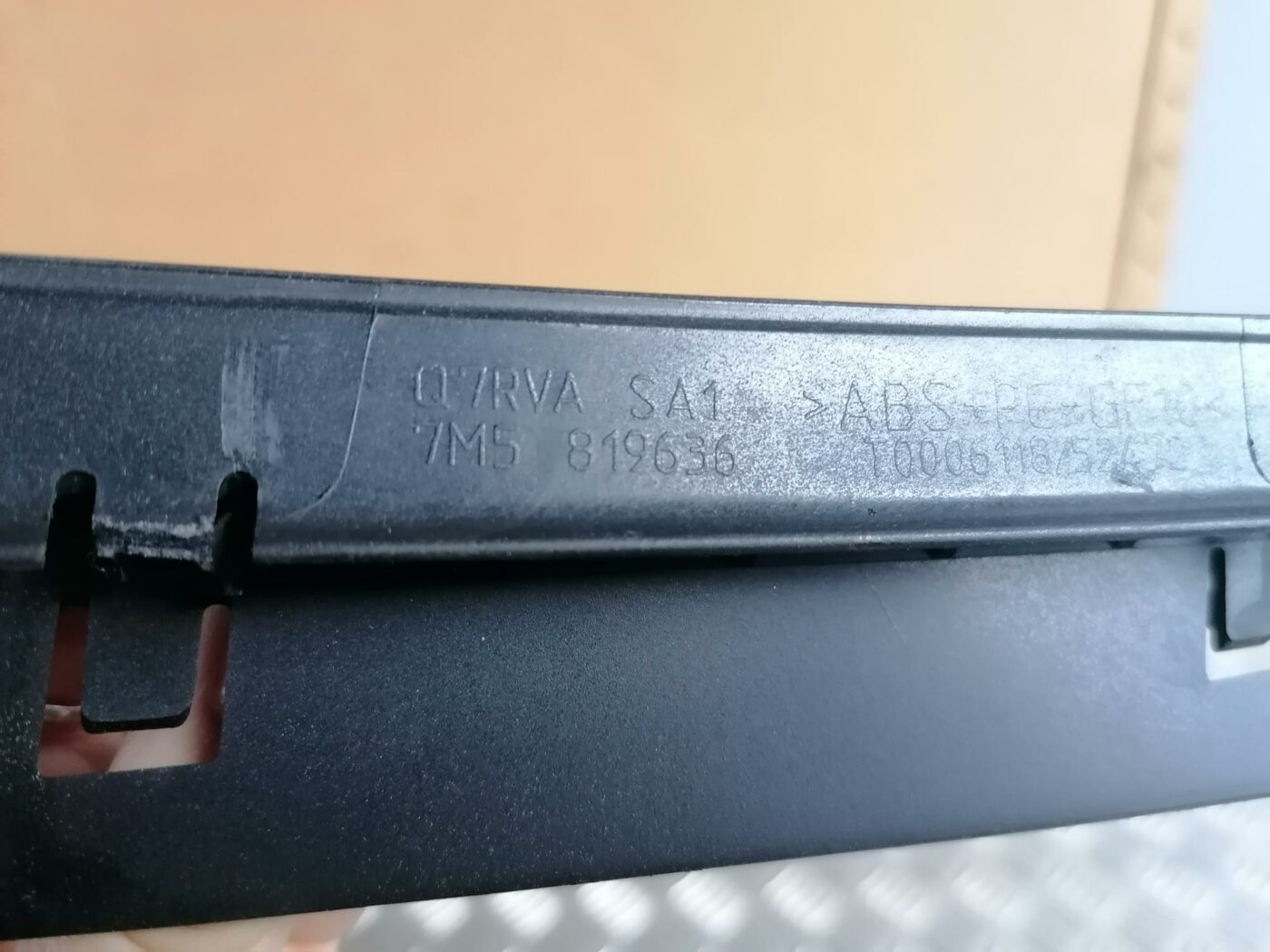 Mērinstrumentu paneļa gaisa vads, pa labi priekš FORD GALAXY 2005 3 Mērinstrumentu paneļa gaisa vads, pa labi priekš FORD GALAXY 2005