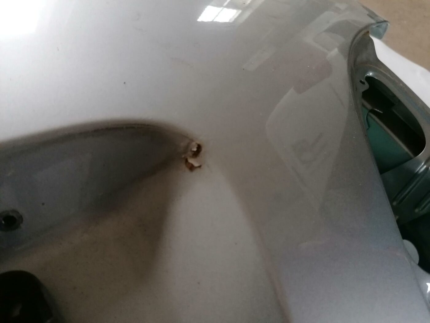 Bagāžnieka vāks priekš FORD GALAXY 2005 3 Bagāžnieka vāks priekš FORD GALAXY 2005