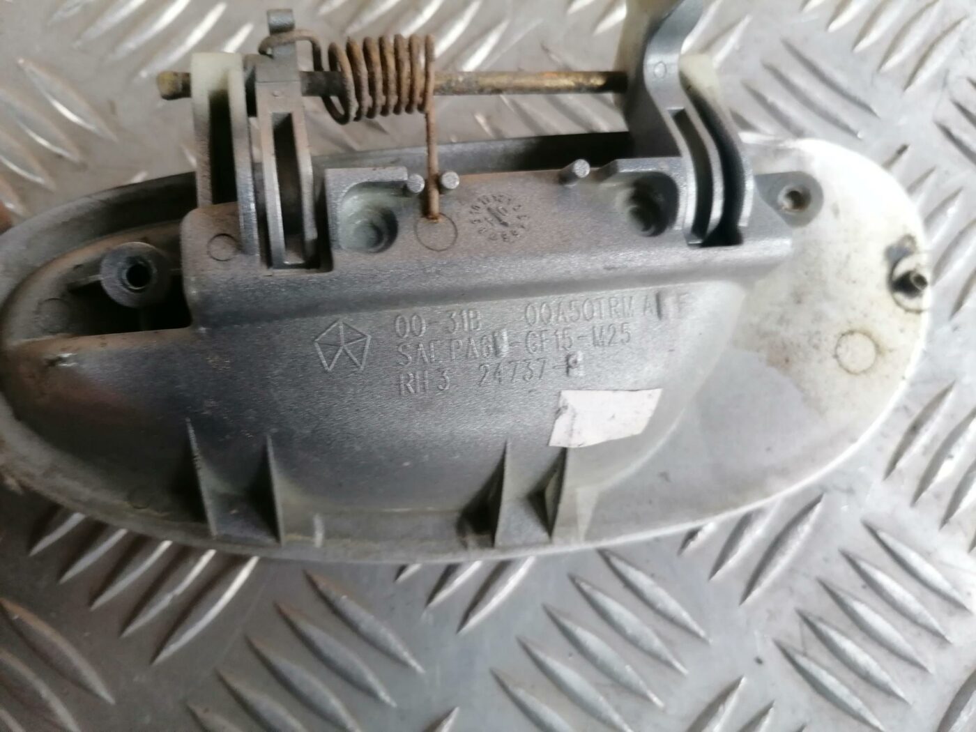 Priekšējāis labais durvju rokturis priekš CHRYSLER SEBRING 2006 3 Priekšējāis labais durvju rokturis priekš CHRYSLER SEBRING 2006