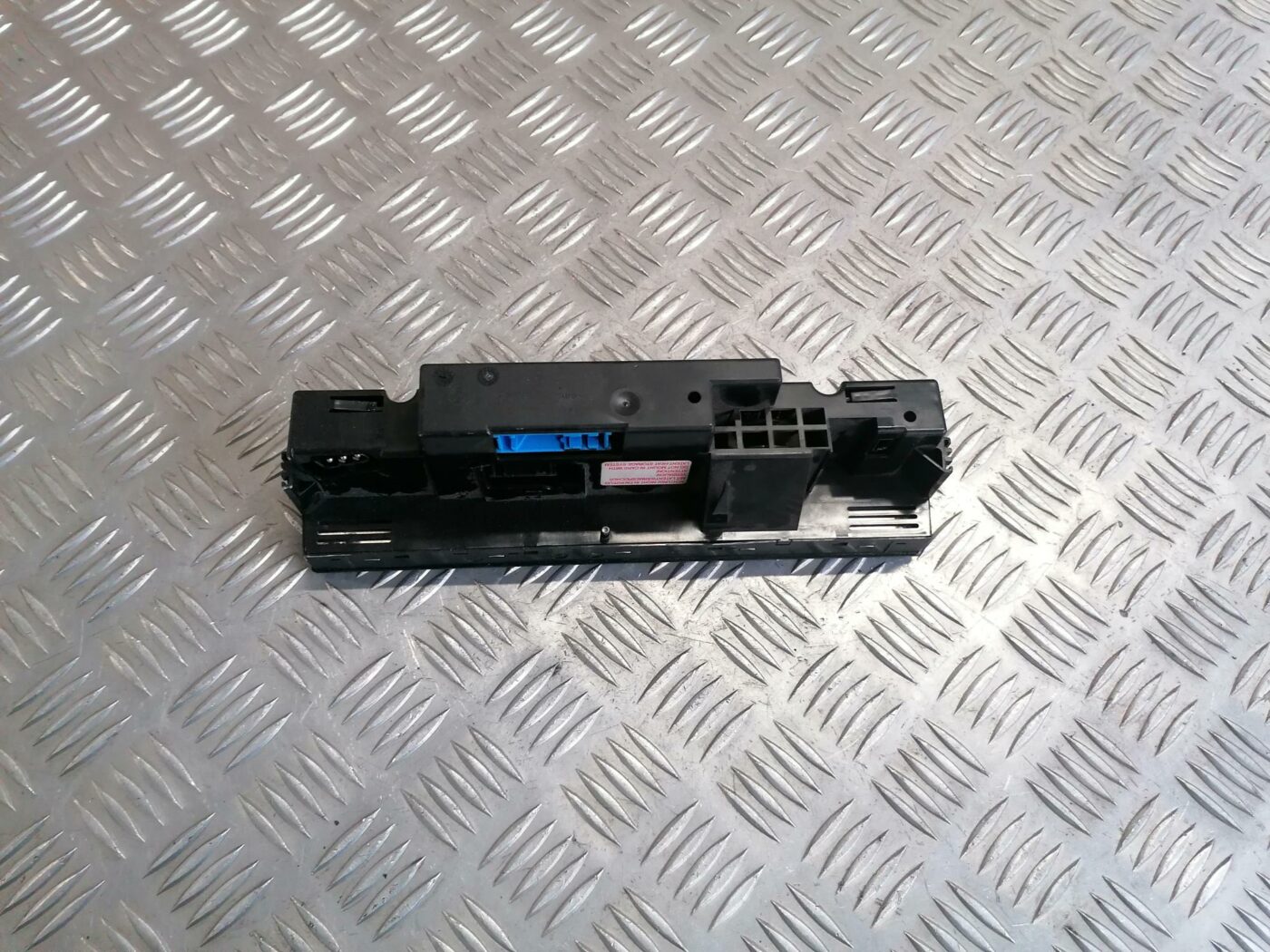 Klimata kontroles bloks priekš BMW 530D E39 2001 TOURING 2 Klimata kontroles bloks priekš BMW 530D E39 2001 TOURING