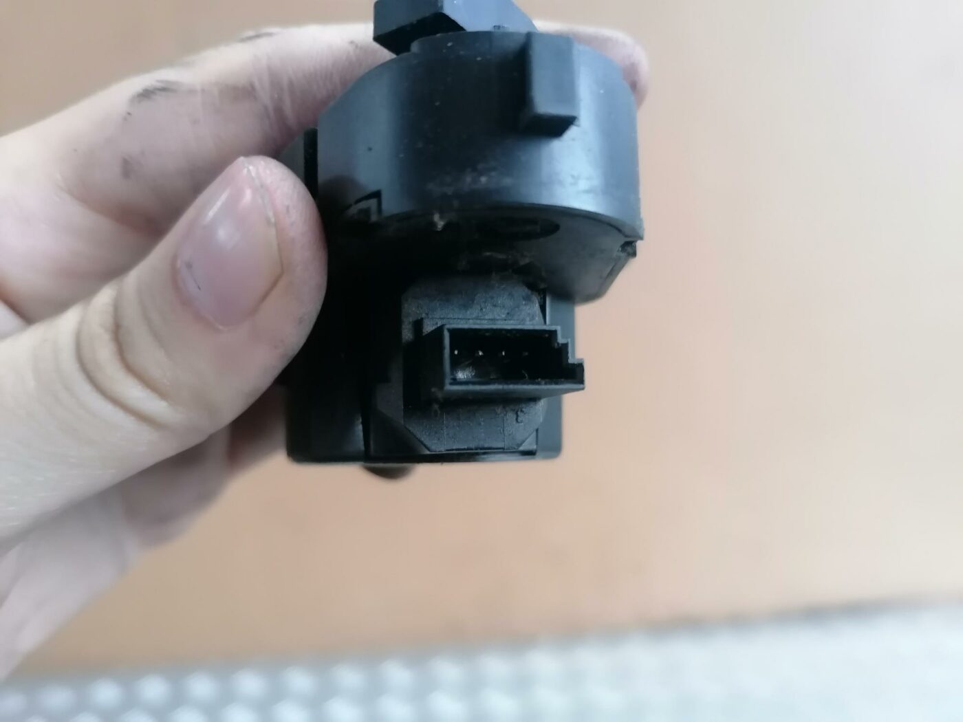 Apsildes sistēmas aktuators priekš BMW 530D E39 2001 TOURING 3 Apsildes sistēmas aktuators priekš BMW 530D E39 2001 TOURING