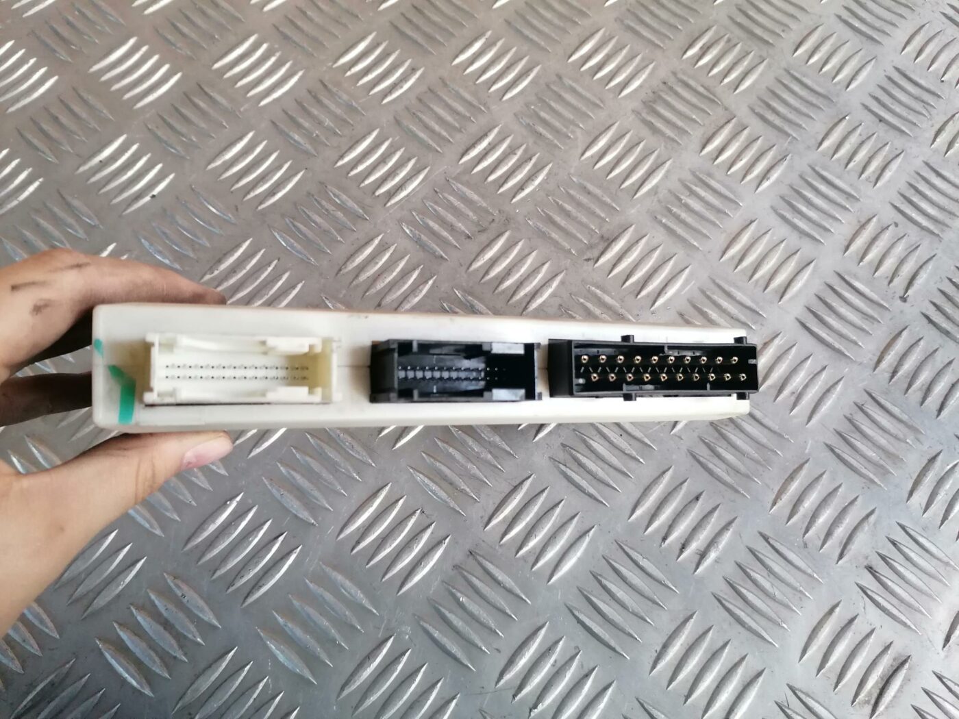 Komforta vadības bloks priekš BMW 530D E39 2001 TOURING 2 Komforta vadības bloks priekš BMW 530D E39 2001 TOURING