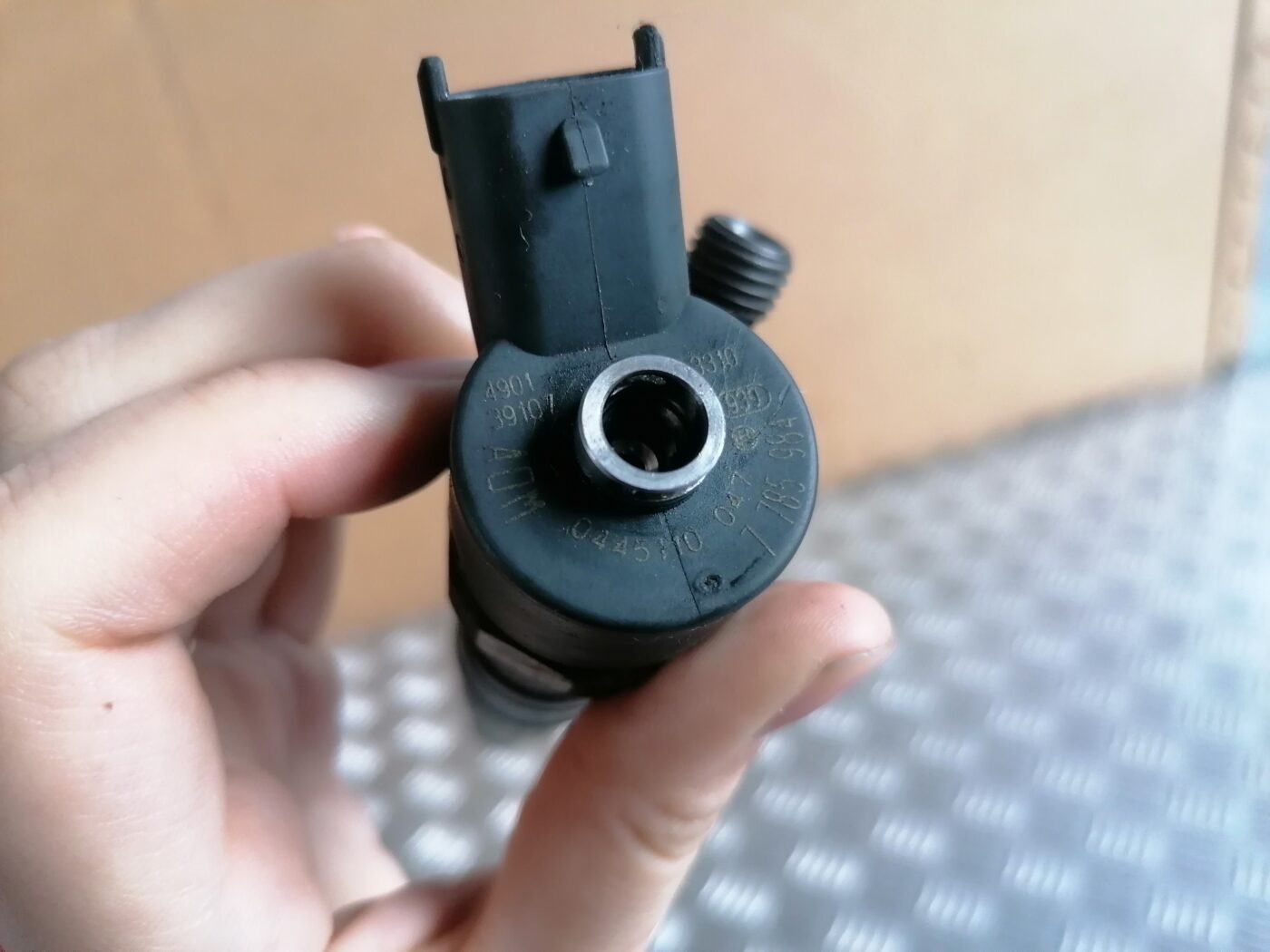 Degvielas smidzinātājs priekš BMW 530D E39 2001 TOURING 3 Degvielas smidzinātājs priekš BMW 530D E39 2001 TOURING