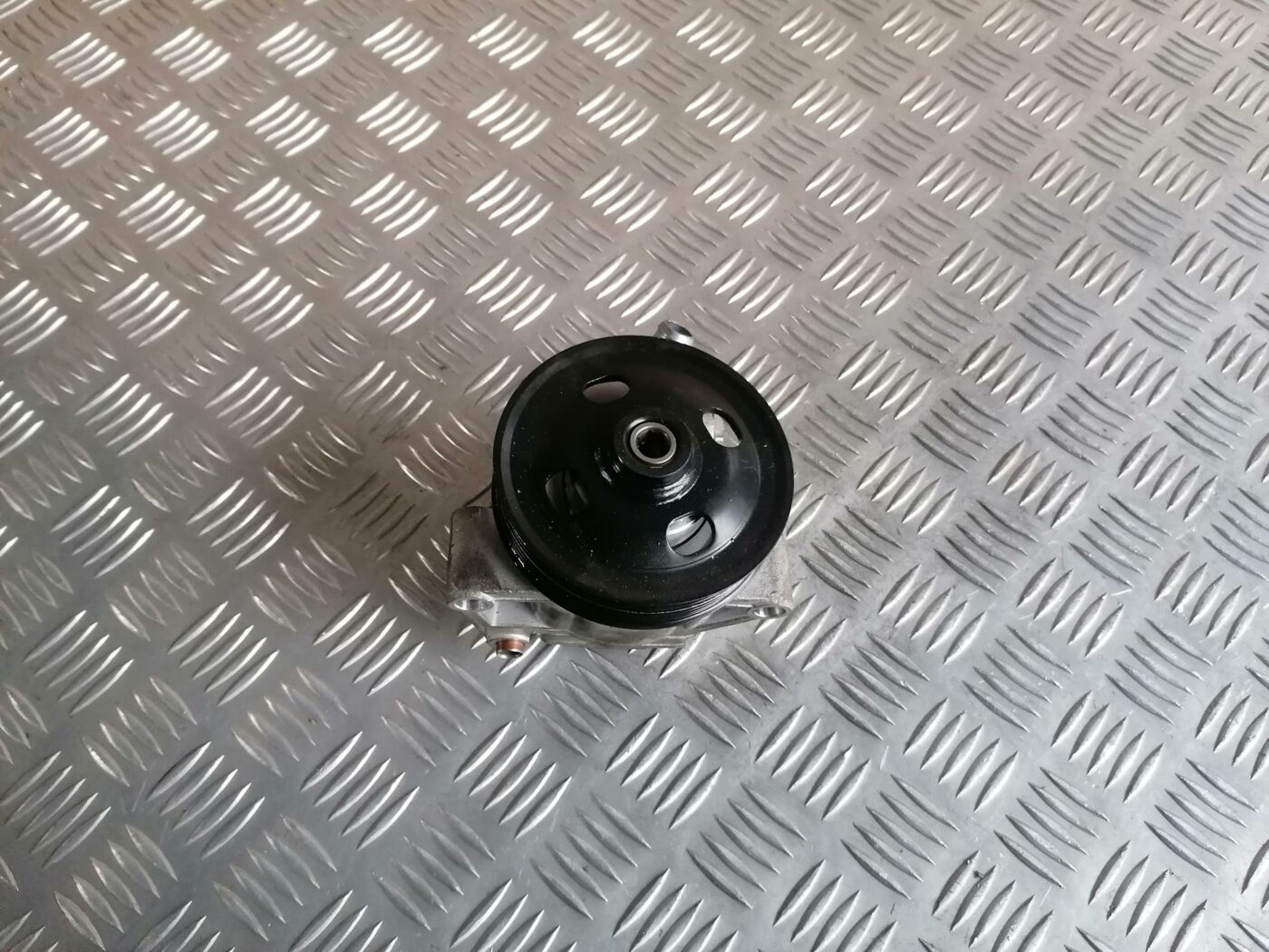 Hidrauliskais pastiprinātājs priekš FORD MONDEO 2007 1 Hidrauliskais pastiprinātājs priekš FORD MONDEO 2007