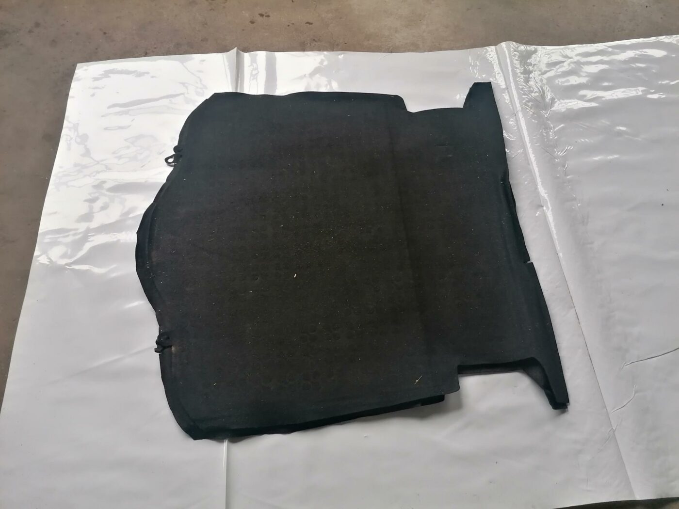 Bagāžnieka grīda priekš FORD MONDEO 2007 1 Bagāžnieka grīda priekš FORD MONDEO 2007