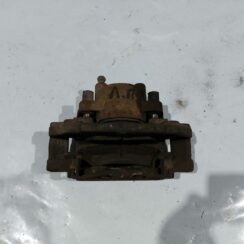 Priekšējais kreisais suports priekš CHRYSLER VOYAGER 2006