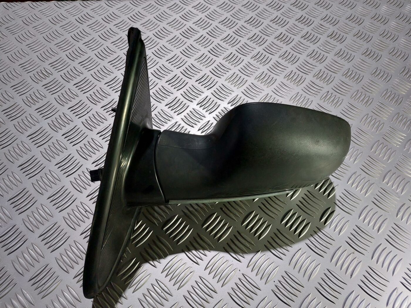 Ārējais spogulis, pa kreisi priekš CHRYSLER VOYAGER 2006 2 Ārējais spogulis, pa kreisi priekš CHRYSLER VOYAGER 2006