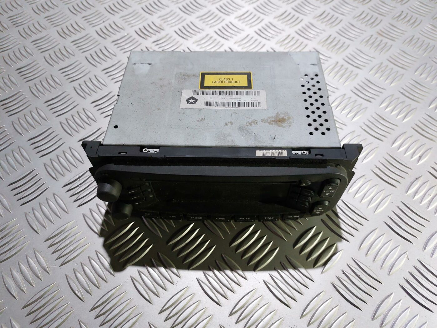 CD/DVD/Navigācijas bloks priekš CHRYSLER VOYAGER 2006 1 CD/DVD/Navigācijas bloks priekš CHRYSLER VOYAGER 2006