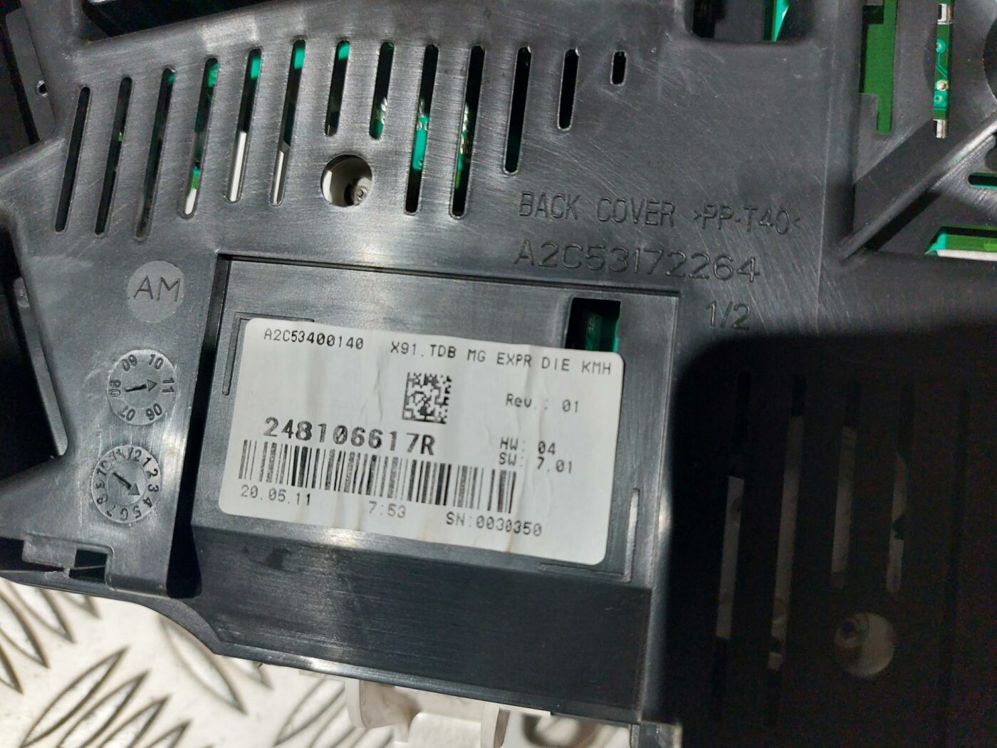 Spidometrs priekš RENAULT LAGUNA 2011 4 Spidometrs priekš RENAULT LAGUNA 2011