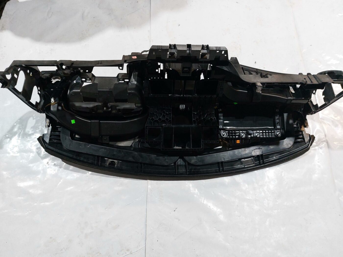 Mērinstrumentu panelis priekš RENAULT LAGUNA 2011 2 Mērinstrumentu panelis priekš RENAULT LAGUNA 2011