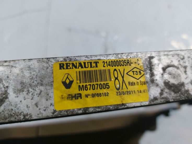 Dzesēšanas radiators priekš RENAULT LAGUNA 2011