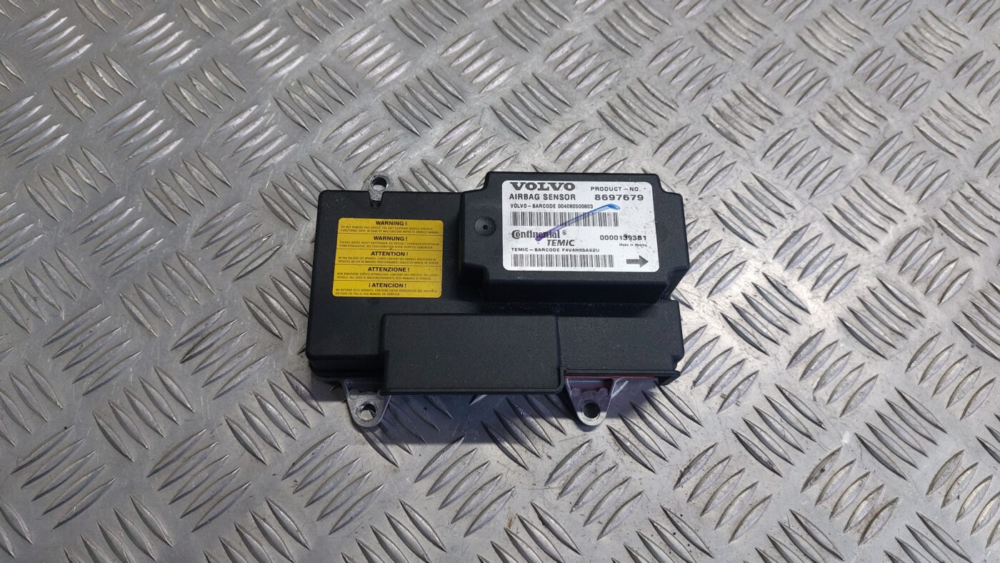 Drošības spilvena vadības bloks priekš VOLVO S40 2004 Black 1 Drošības spilvena vadības bloks priekš VOLVO S40 2004 Black