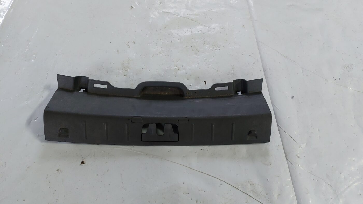 Bagažnieka nodalījuma sliekšņa uzlika priekš VOLVO S40 2004 Black 1 Bagažnieka nodalījuma sliekšņa uzlika priekš VOLVO S40 2004 Black