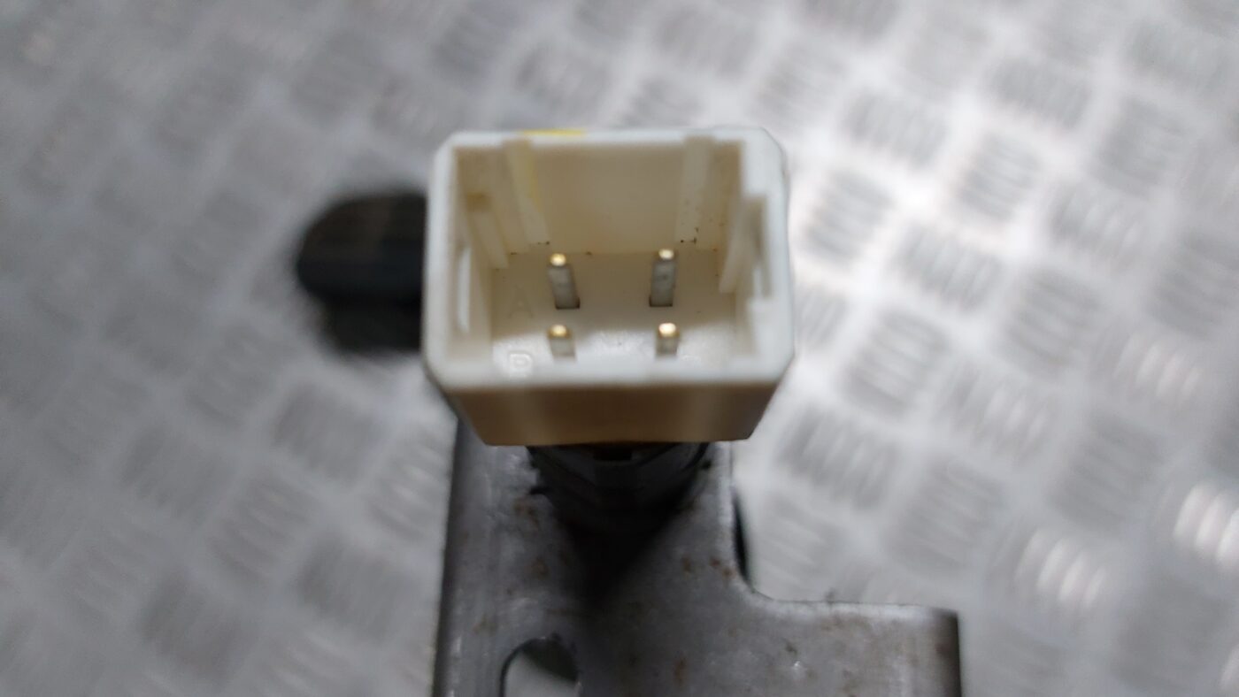 Bremžu pedālis priekš MITSUBISHI COLT 2007 3 Bremžu pedālis priekš MITSUBISHI COLT 2007