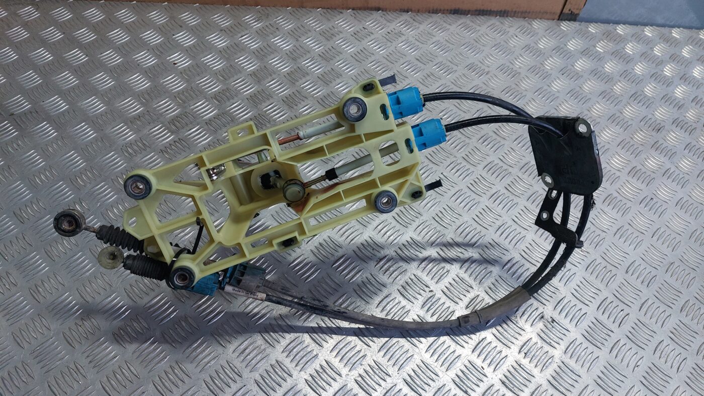 Ātrumu pārslēgšanas slēdzis priekš MITSUBISHI COLT 2007 2 Ātrumu pārslēgšanas slēdzis priekš MITSUBISHI COLT 2007