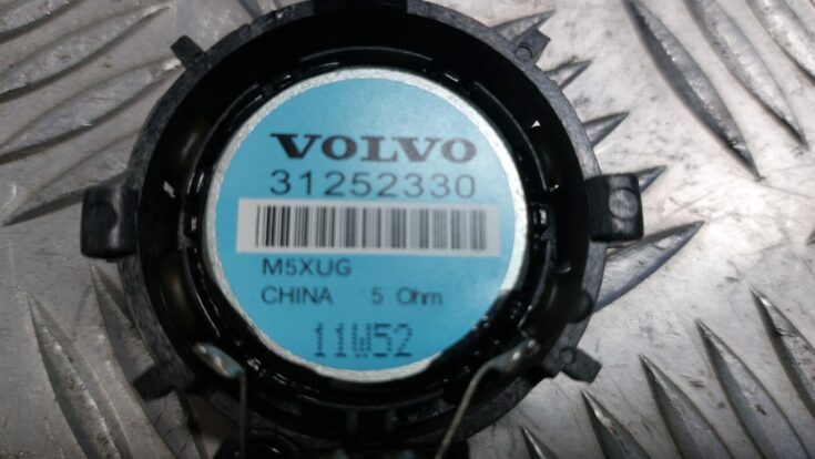 Mērinstrumentu paneļa skaļrunis priekš VOLVO V60 2012 4