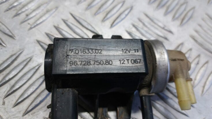 Solenoīda vakuuma vārsts priekš VOLVO V60 2012 4