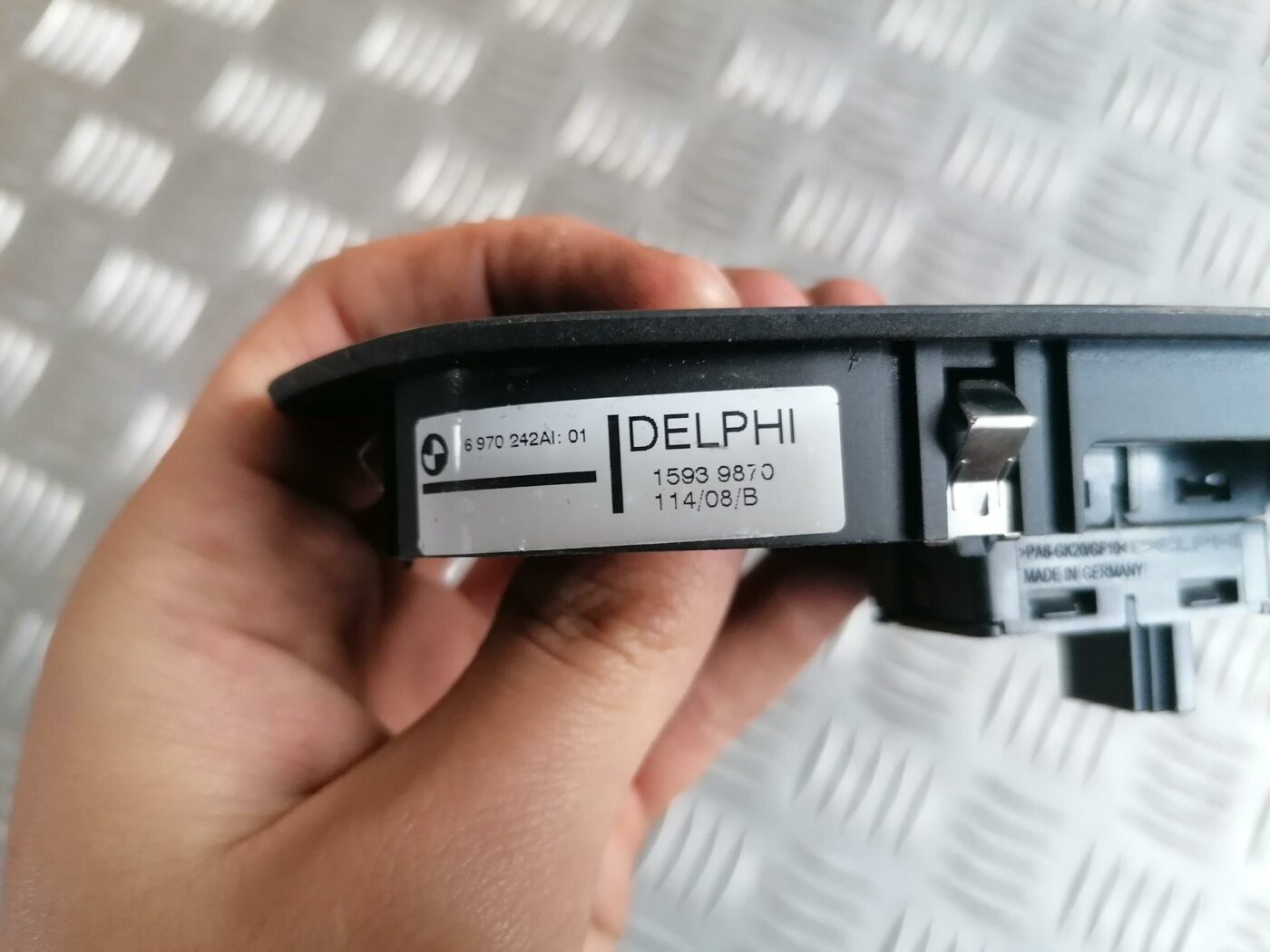 Stikla pacelšanas poga priekš BMW 123 E87 2008 BLACK 4 Stikla pacelšanas poga priekš BMW 123 E87 2008 BLACK