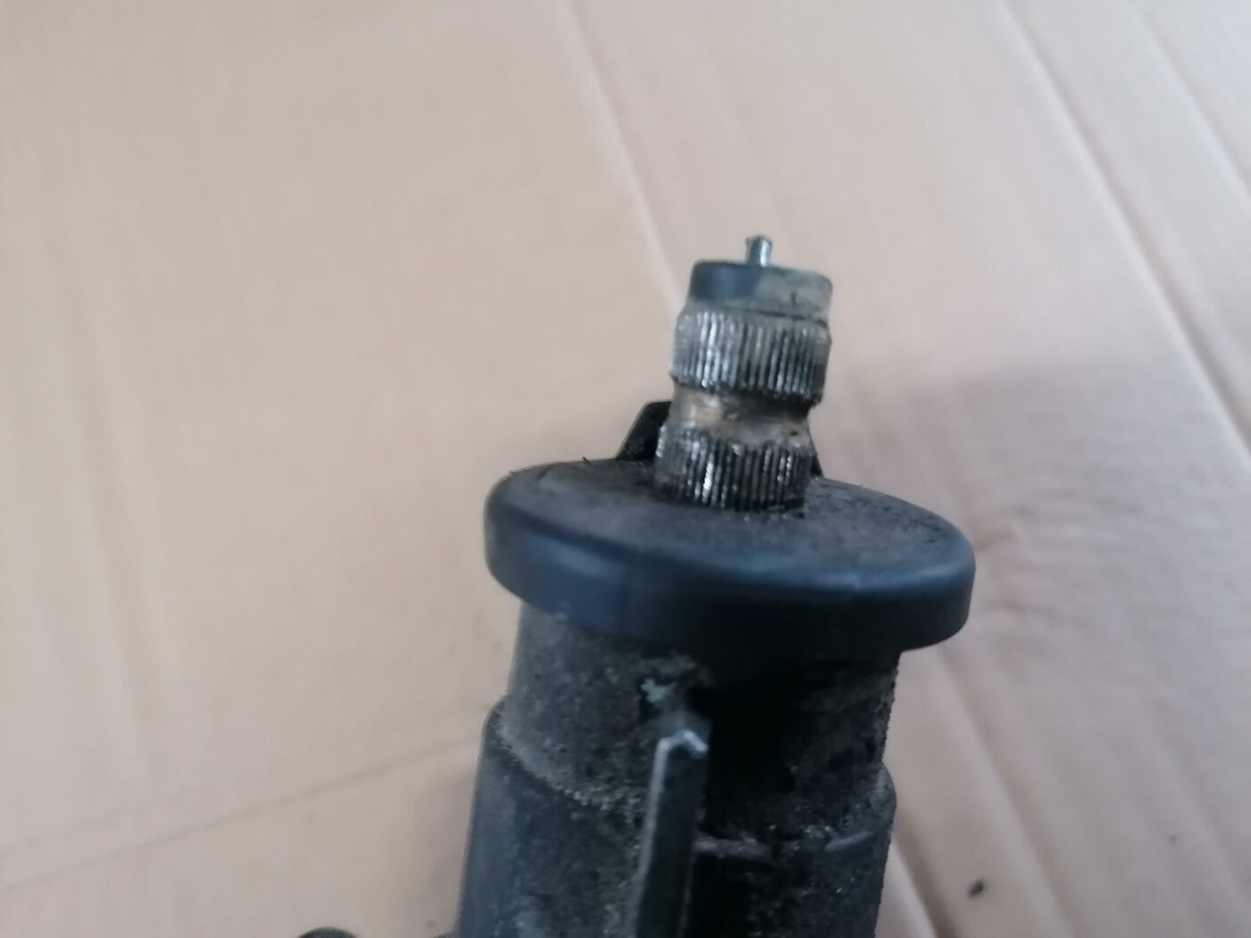 Stūres mehānisms priekš BMW 123 E87 2008 BLACK 2 Stūres mehānisms priekš BMW 123 E87 2008 BLACK