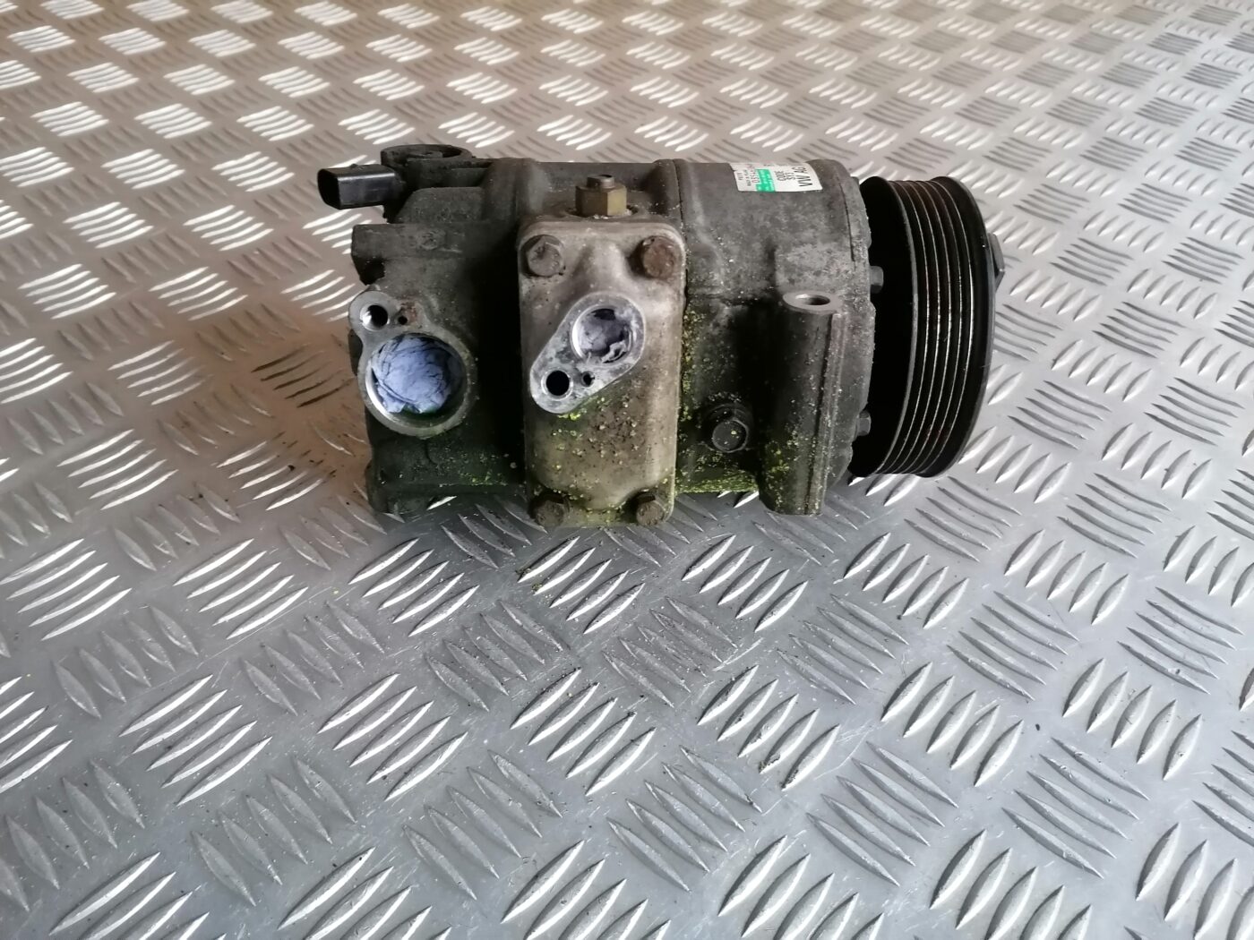 Gaisa kondicioniera kompresors priekš ŠKODA OCTAVIA 2006 5 Gaisa kondicioniera kompresors priekš ŠKODA OCTAVIA 2006