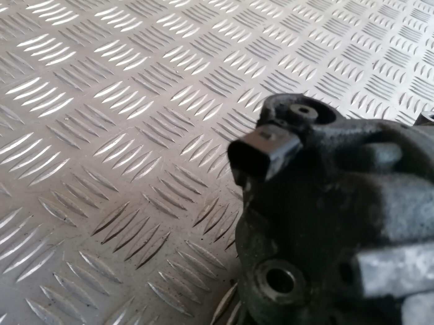 Gaisa kondicioniera kompresors priekš ŠKODA OCTAVIA 2006 7 Gaisa kondicioniera kompresors priekš ŠKODA OCTAVIA 2006