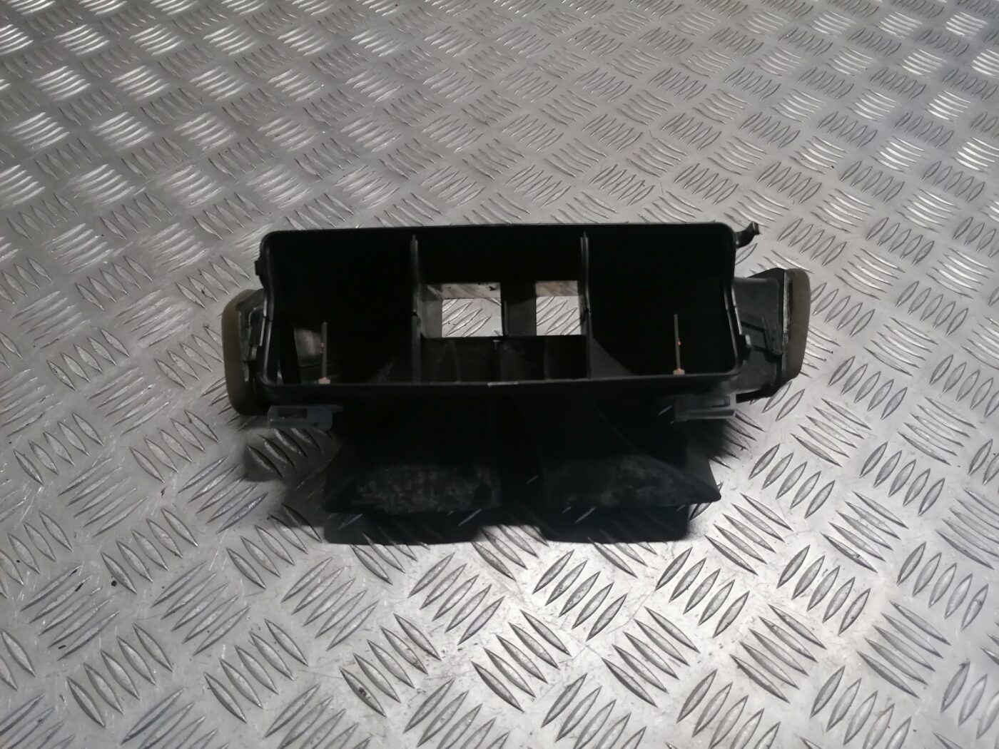 Salona gaisa vads priekš ŠKODA OCTAVIA 2006 1 Salona gaisa vads priekš ŠKODA OCTAVIA 2006