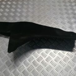 Centrālās konsoles (apdares) sānu panelis priekš ŠKODA OCTAVIA 2006