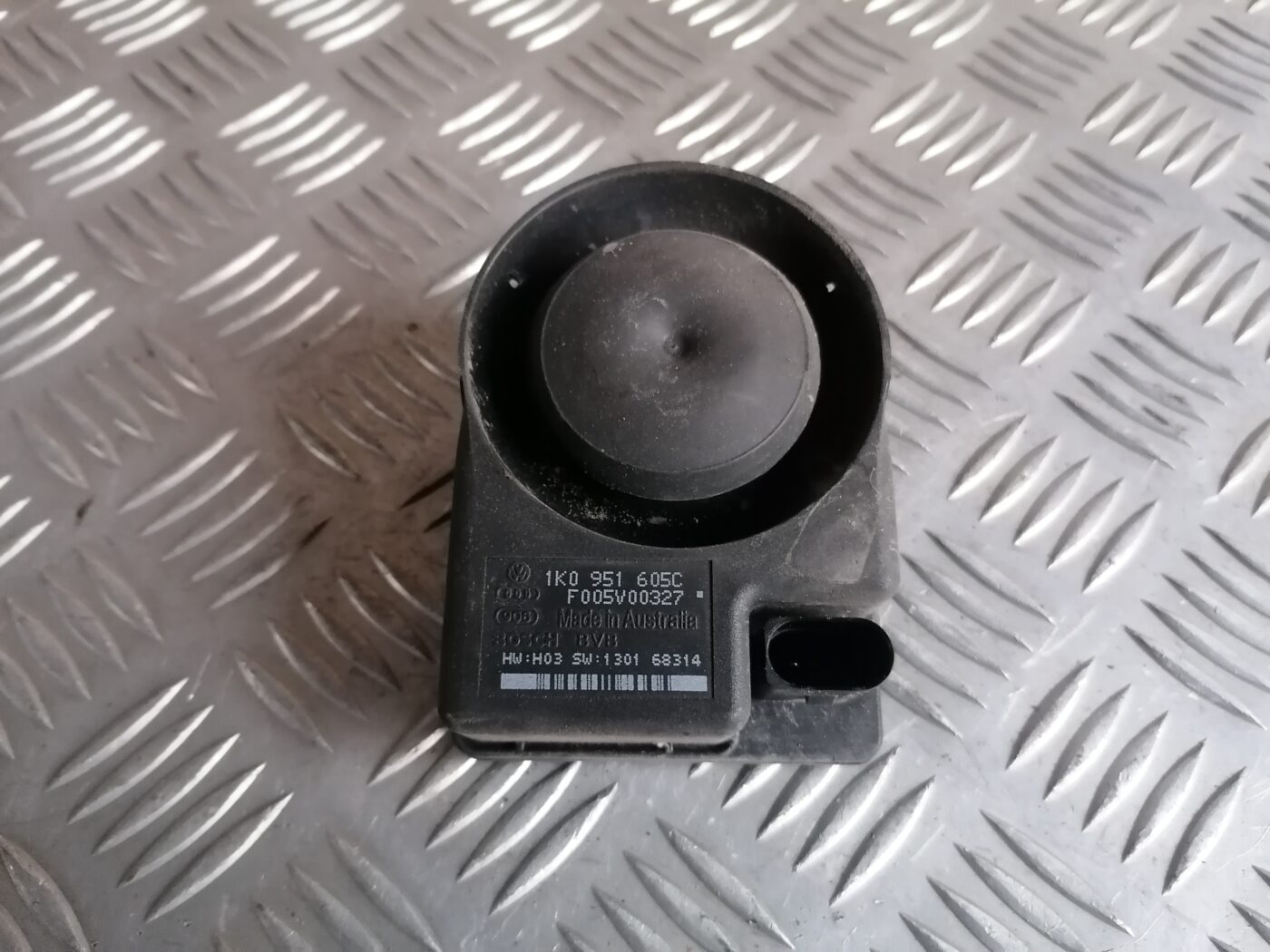 Autostāvvietas sistēmas skaņas signāls priekš ŠKODA OCTAVIA 2006 2 Autostāvvietas sistēmas skaņas signāls priekš ŠKODA OCTAVIA 2006