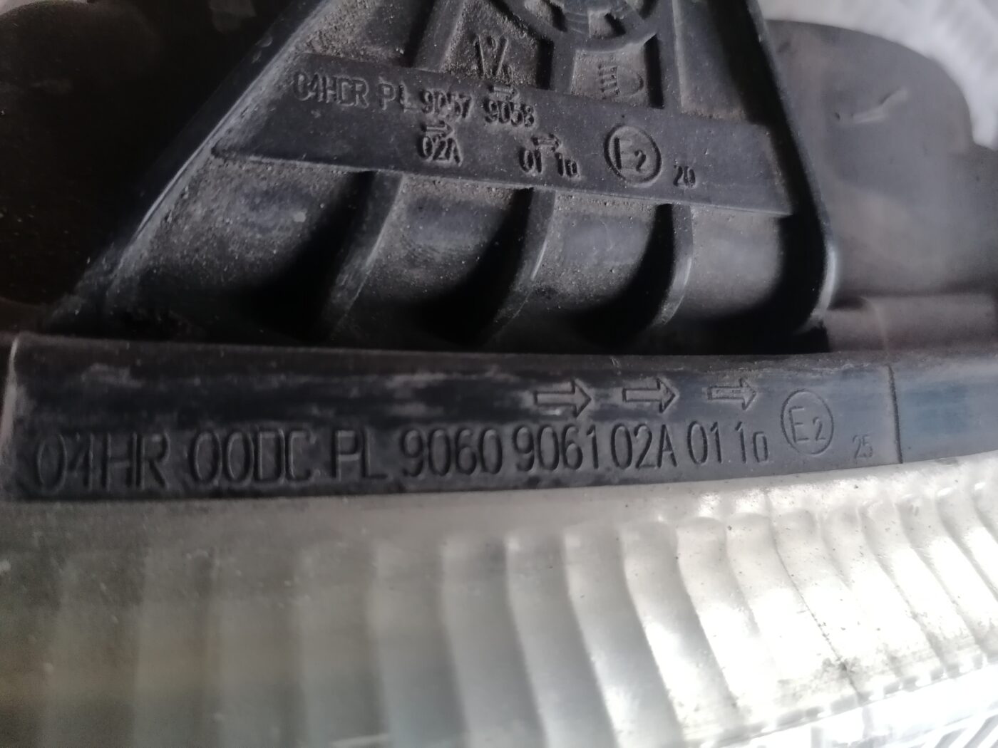 Priekšējais kreisais lukturis priekš RENAULT LAGUNA 2001-2007 8200002845 4 Priekšējais kreisais lukturis priekš RENAULT LAGUNA 2001-2007 8200002845