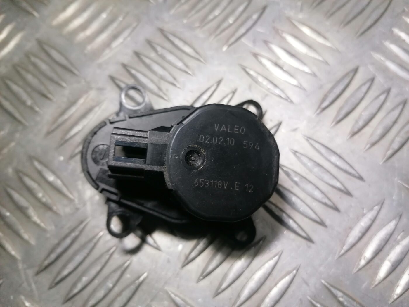 Apsildes sistēmas aktuators priekš PEUGEOT 607 2010 4 Apsildes sistēmas aktuators priekš PEUGEOT 607 2010