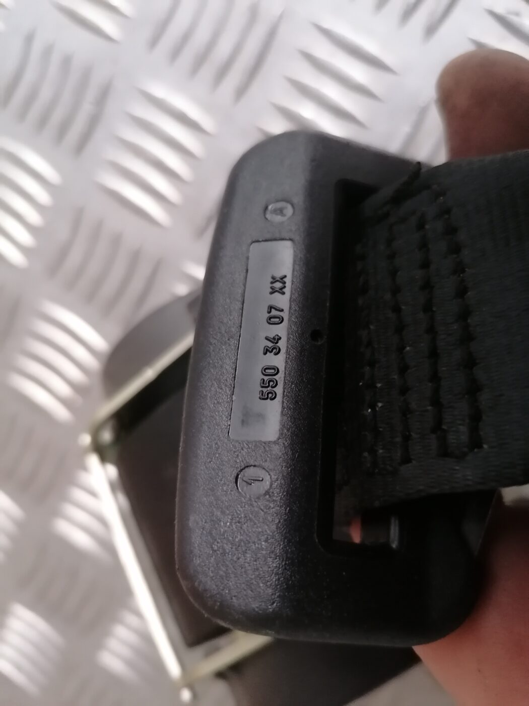 Priekšējā kreisā drošības josta priekš PEUGEOT 607 2010 3 Priekšējā kreisā drošības josta priekš PEUGEOT 607 2010