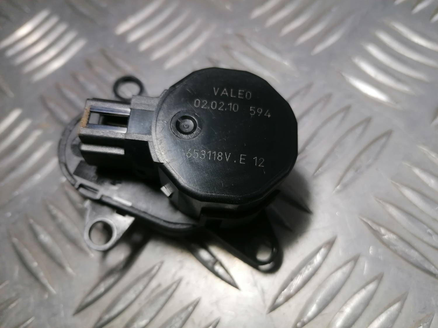 Apsildes sistēmas aktuators priekš PEUGEOT 607 2010 2 Apsildes sistēmas aktuators priekš PEUGEOT 607 2010