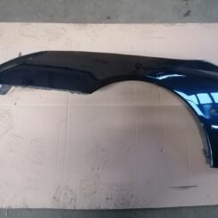 Priekšējais kreisais spārns priekš PEUGEOT 607 2010