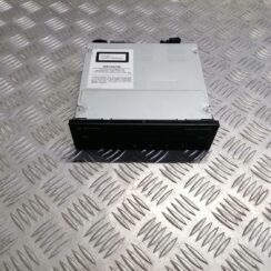 CD/DVD/Navigācijas bloks priekš VW PHAETON 2003