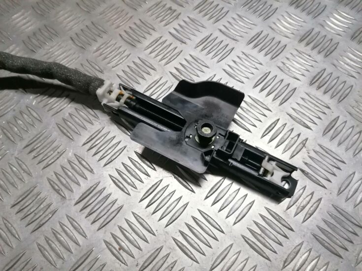 Drošības jostas regulēšanas motors priekš VW PHOETON 2003 4