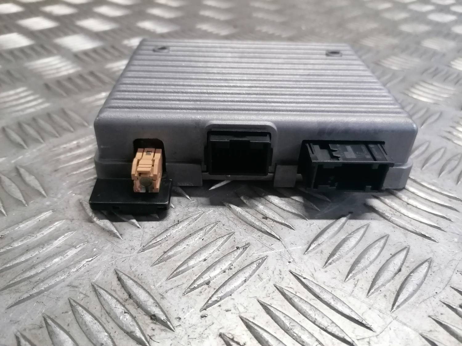 Bluetooth vadības bloks priekš OPEL INSIGNIA SPORTS TOURER 2013 3 Bluetooth vadības bloks priekš OPEL INSIGNIA SPORTS TOURER 2013