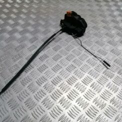 Priekšējo labo durvju slēdzene priekš OPEL INSIGNIA SPORTS TOURER 2013