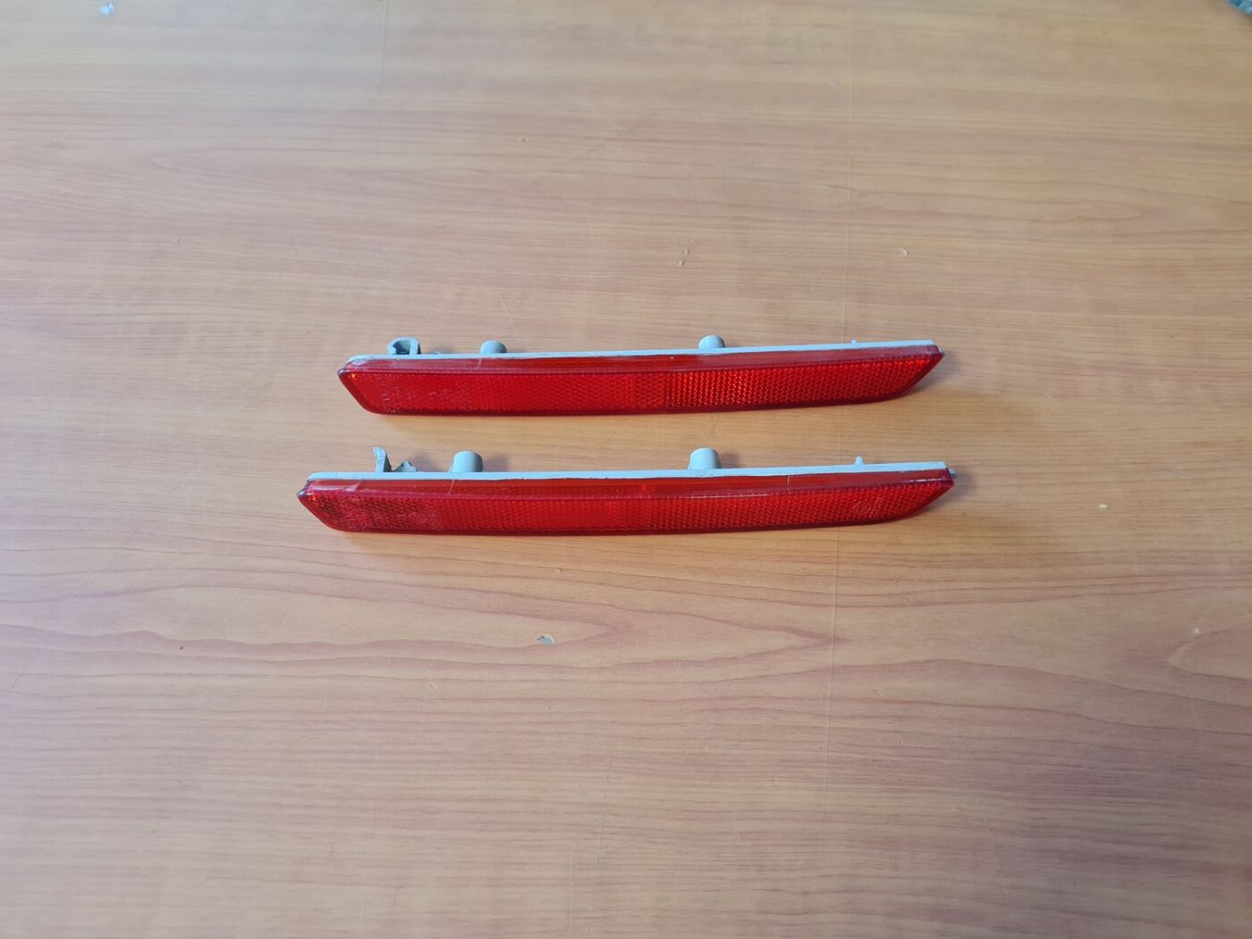 Aizmugurējais atstarotājs priekš MAZDA 6 2007 1 Aizmugurējais atstarotājs priekš MAZDA 6 2007