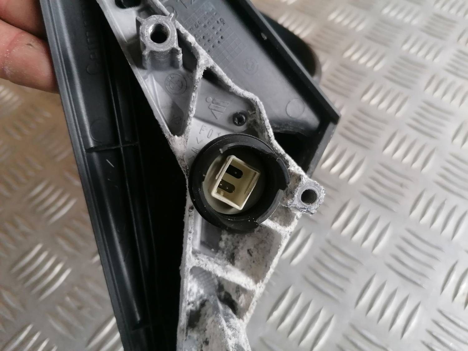 Ārējais spogulis, pa labi priekš BMW 318D E91 2008 TOURING 6 Ārējais spogulis, pa labi priekš BMW 318D E91 2008 TOURING