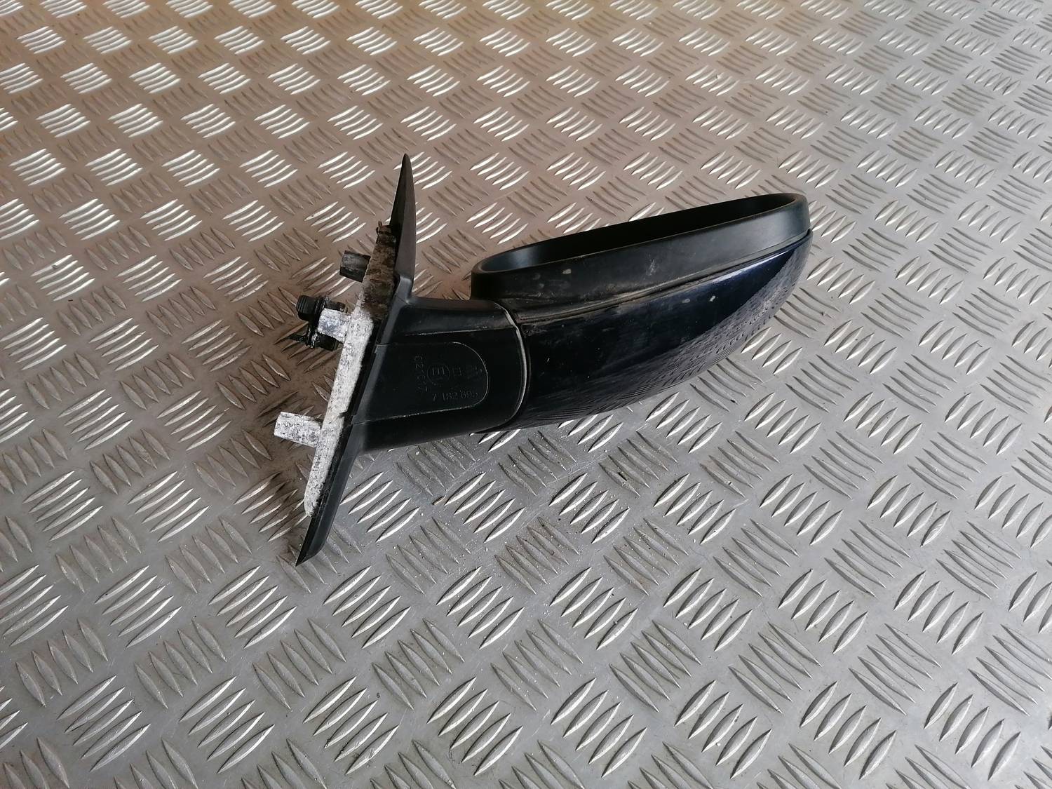 Ārējais spogulis, pa labi priekš BMW 318D E91 2008 TOURING 3 Ārējais spogulis, pa labi priekš BMW 318D E91 2008 TOURING